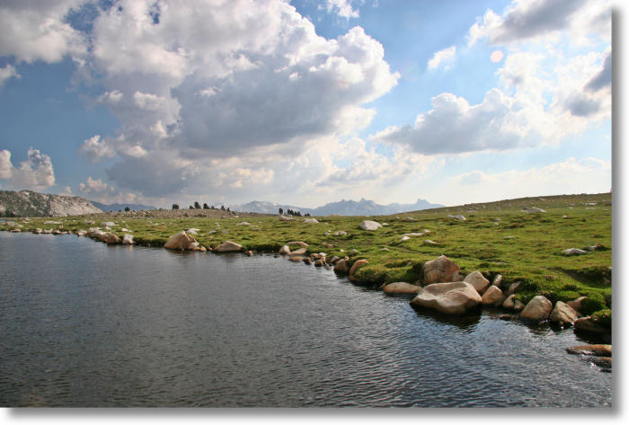 Middle Gaylor Lake and horizon, Yosemite National Park