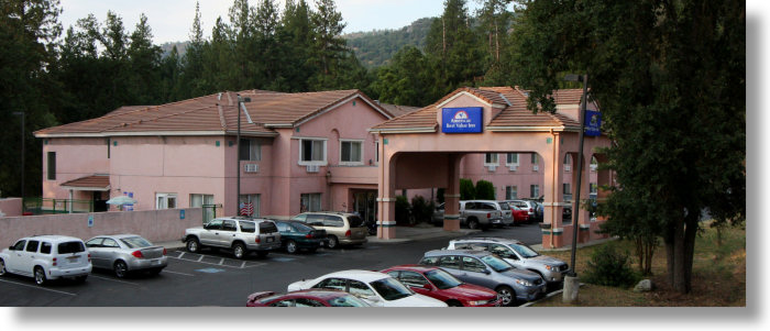The America's Best Value Inn in Oakhurst, California