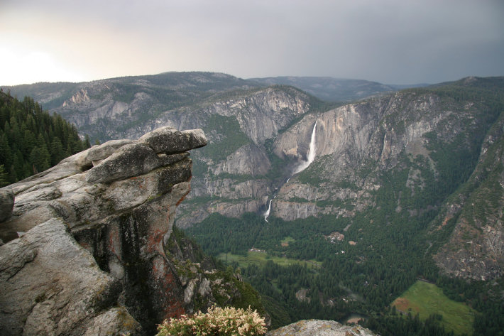 Hanging Rock & Yosemite Falls from Glacier Point