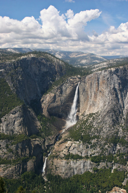 Yosemite Falls as seen from the 4-Mile Trail