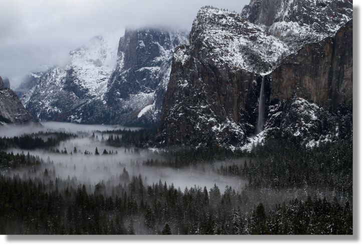 Bridalveil Fall from the Tunnel View during a misty winter day